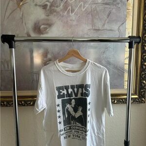 Elvis White Concert Graphic Tee